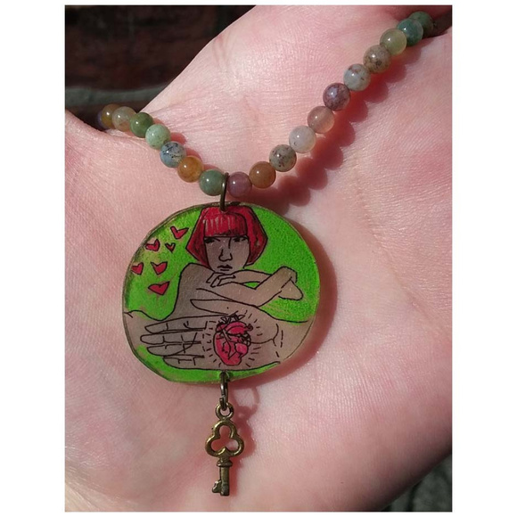 NWT Handmade beaded charm Necklace w/tiny key - Picture 6 of 6